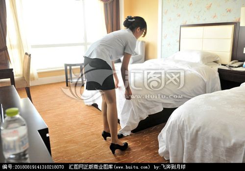 宾馆女服务员