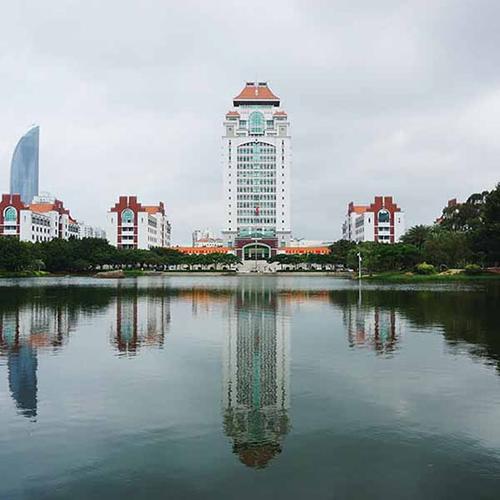 厦门大学:颂恩楼