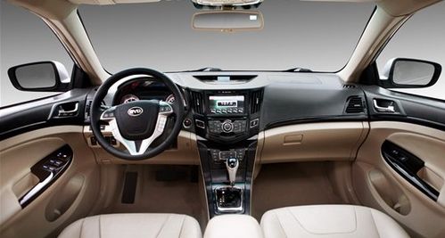 比亚迪f3速锐内饰首曝光 配置丰富是亮点