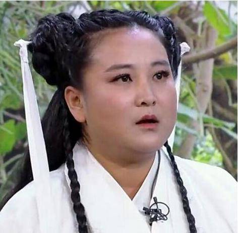 贾玲饰演的小龙女