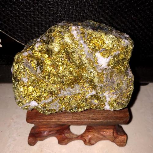 实拍金黄色黄金矿石奇石头天然观赏石招财摆件原石盆景鱼缸收藏