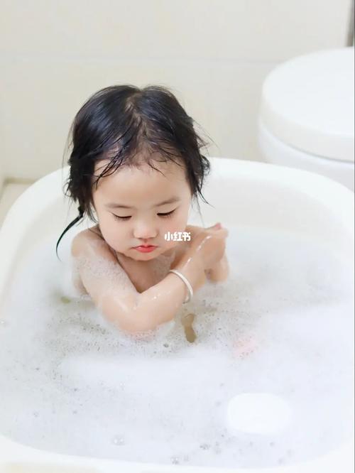 保护宝宝婴儿肌,洗澡护肤好cp_护肤_润肤露_洗发沐浴露_洗护用品_假滑