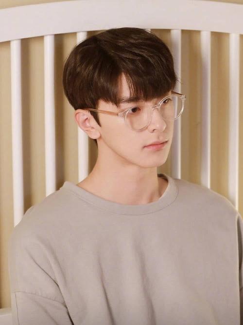 你是我的现男友2019-05-21              #林一0111生日快乐##林一致