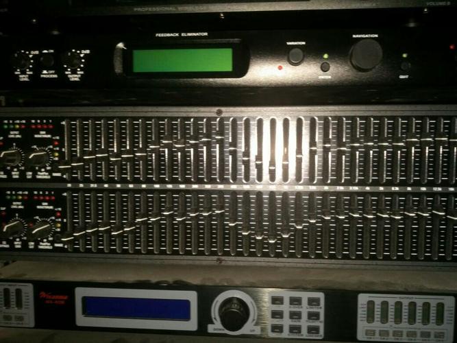 31段双路均衡器怎样调节人声清晰有力,低音有劲不沉闷