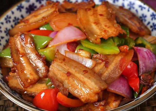 做回锅肉时,这4点需要牢记,干香不柴,不油不腻,特别的