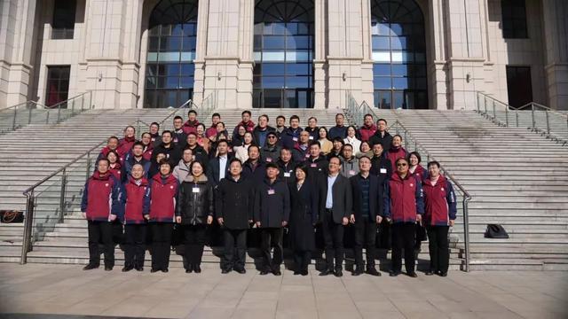 烟台二中与驻烟高校科研院所举行双高联合育人研讨会