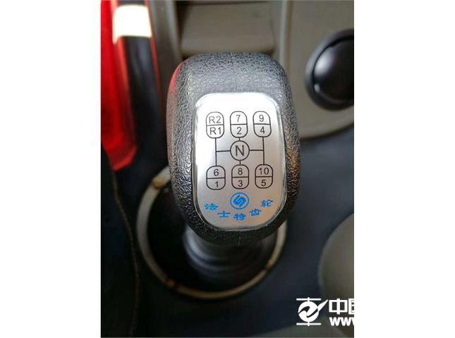 陕汽重卡 德龙m3000 310马力前四后八