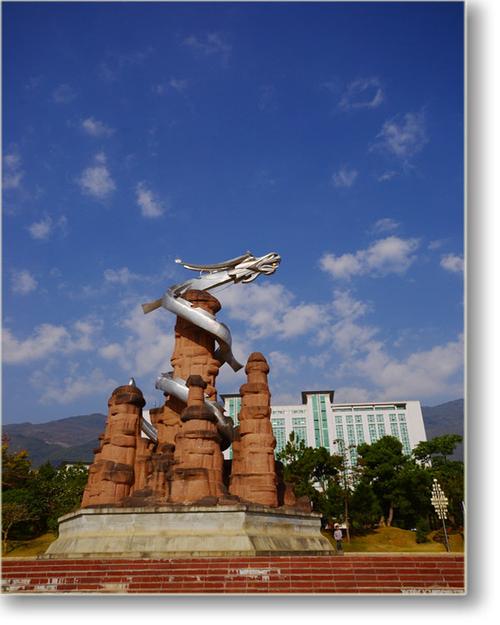 0-5.6广角下的永德文化广场---------【凡人出品】