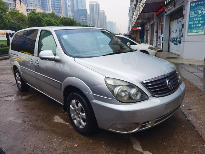 2010年3月别克 gl8  2008款 陆尊 3.0l lt 豪华版