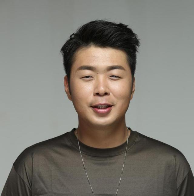 变大眼睛的自然方法如何让眼睛从小变大