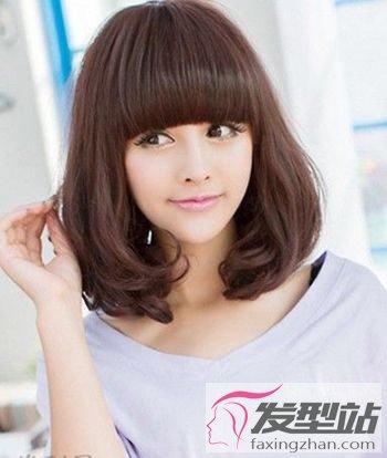 齐刘海中短发梨花头发型中短直发齐刘海梨花头发型