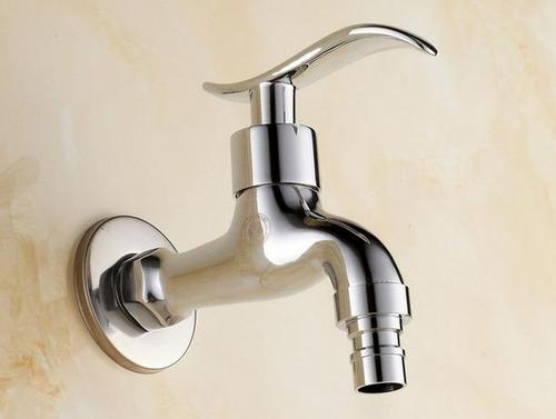 卫生间吊顶卫生间金属水龙头厨卫配件图片装修效果图