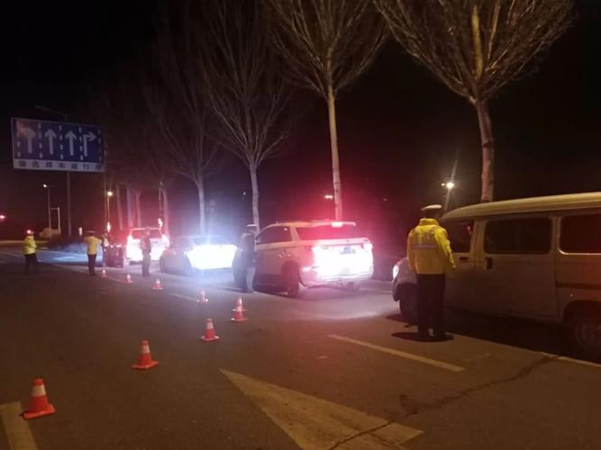 昨天晚上你被交警查车了么?今晚,我们依然各大路口