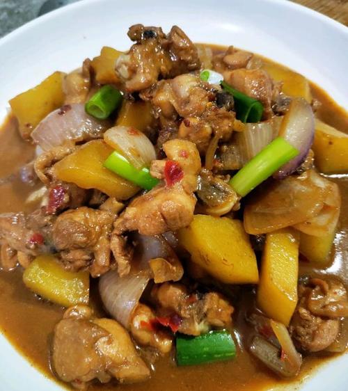 《土豆烧鸡块》最受欢迎家常菜标准菜谱