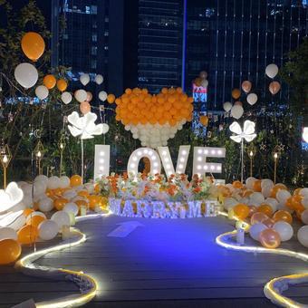 晚上广场烛光求婚图片大全