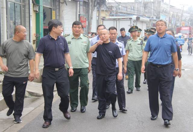 副区长,市公安局顺义分局局长赵为民采取"四不两直"方式到后沙峪镇