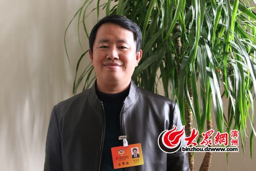 滨州市政协委员,滨州学院飞行学院副院长杜玉杰