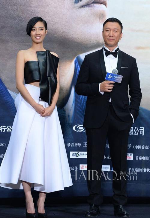 桂纶镁,孙红雷亮相电影《触不可及》北京首映式