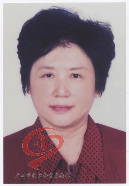 1985年,于南京结识马晓春,二人于1991年结婚.1998