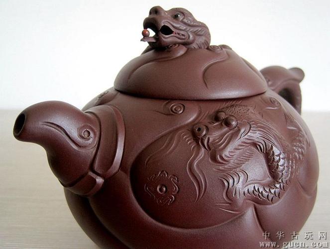 强德俊~国家级大师~鱼化龙如意变幻纹三足老紫砂壶