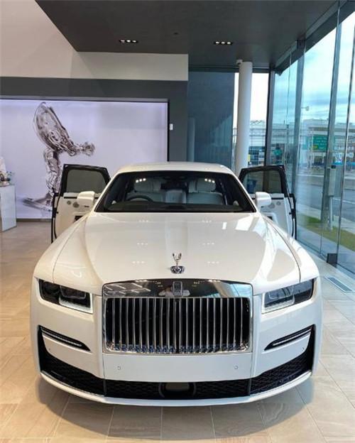 21款劳斯莱斯古思特 时尚而粗犷