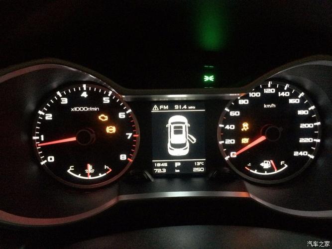 刚提的4天的博越行驶中出现了4个故障灯查不到原因啊求教