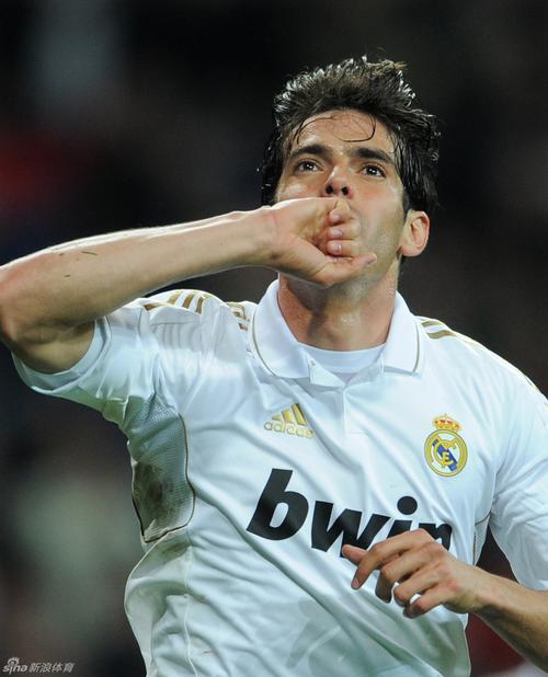 卡卡皇马生涯高清回顾_高清图集_新浪网