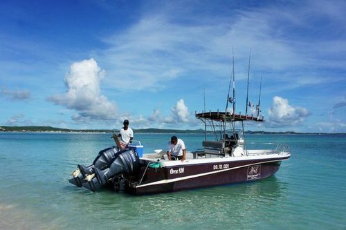 这个就是我们出海钓鱼的船!,碧枫