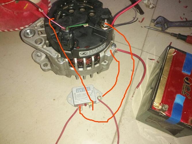 急急急,大家好,问一下这个发电机和调节器怎么接才能给这个电瓶充电