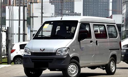 被称为"回本利器"的五菱面包车,才卖3万多,你能得到什么呢?