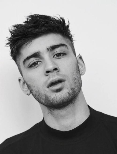 zayn malik|新单《let me》mv来啦 !女主角和那谁太像了吧?