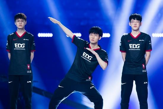 viper是edg的新晋ad选手.