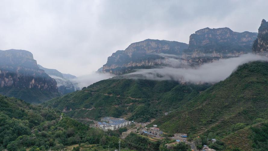 河南安阳航拍林州太行大峡谷风景区
