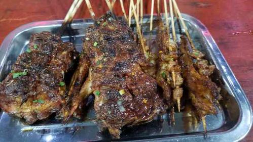 小毛碳烤排骨(文笔峰店)