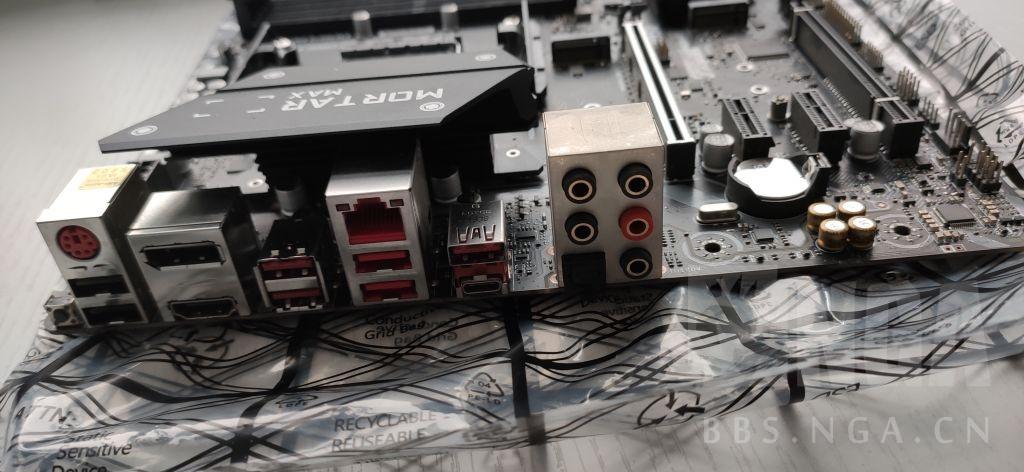 [电脑硬件][已出删帖]出一张微星迫击炮b450m mortar max 450包邮