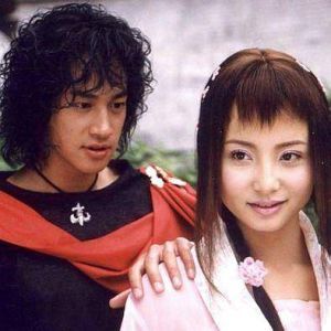 风云[2002年赵文卓,何润东,蒋勤勤主演电视剧]