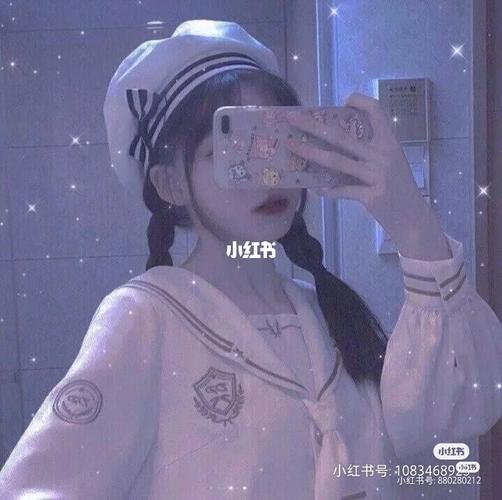 用手机捂脸女生头像.2.95_女生头像_素材_头像