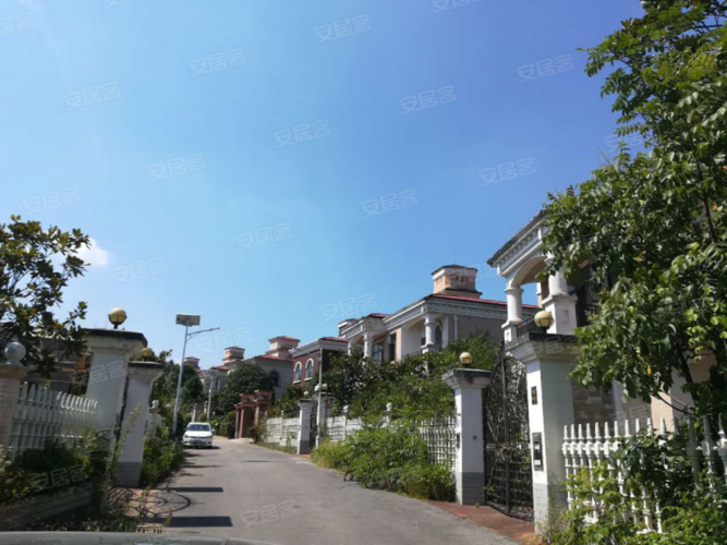 同升湖山庄小区