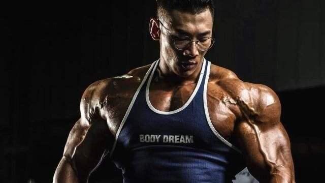 中国健美先生排名照片鹿晨辉中国男子健美第一人