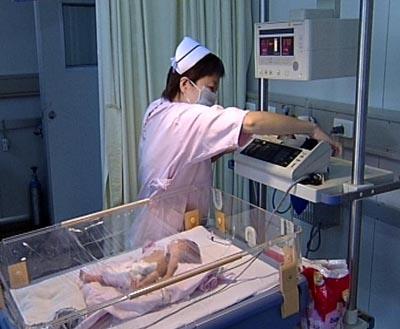 怀孕32周胎儿早产