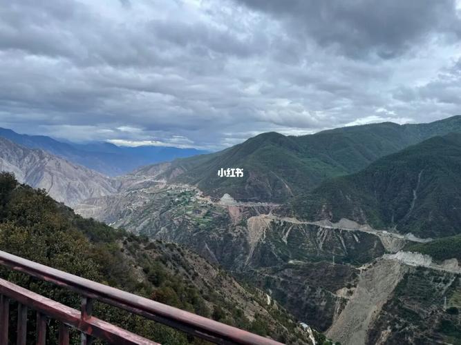 香格里拉→德钦_香格里拉_迪庆_藏族_迪庆藏族自治州自由行热门攻略