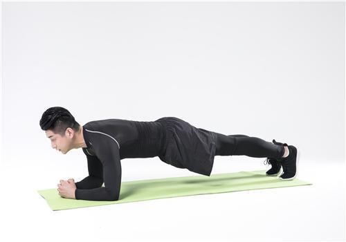 怎样能让平板支撑的时间长平板支撑时间长的技巧