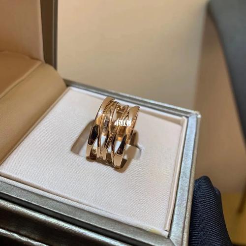 宝格丽镂空弹簧戒指_戒指_镂空_宝格丽怎么样_设计_宝格丽弹簧戒指