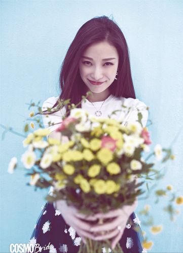 【倪妮 《时尚新娘》写真】壁纸 明星 美女 女神 写真 服饰 妆容 画报