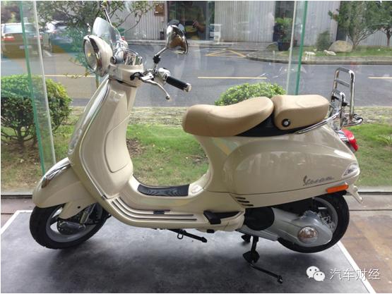 最新的比亚乔vespa踏板车