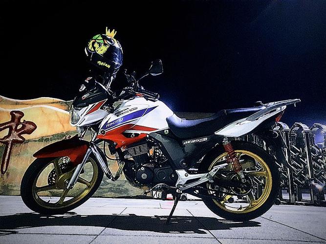 哈罗摩托 推荐 文章详情今年八月初刚买的新大洲本田战豹150,第一次买