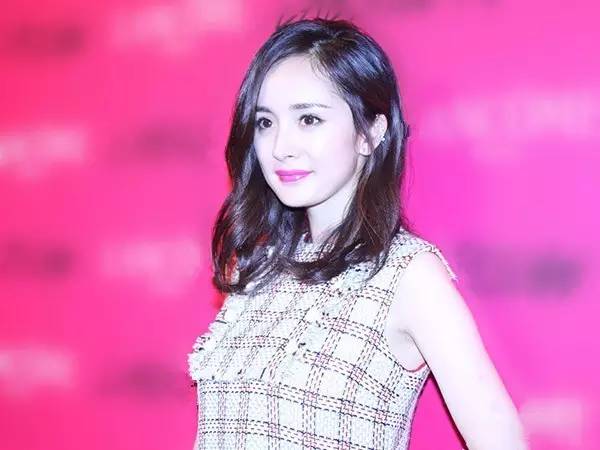 杨幂  