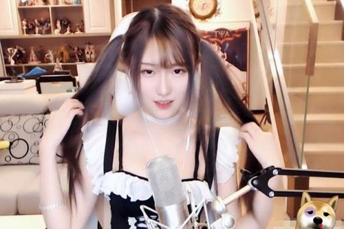 腐团儿直播自曝体重,却让粉丝大吃一惊,肉长的还挺"均匀"