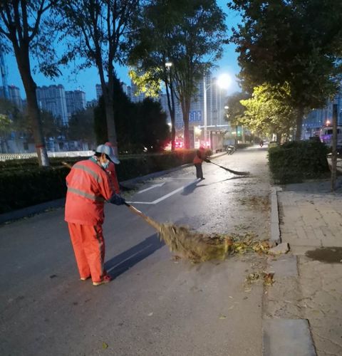 保定善美—高新项目 环卫工人节致敬最美劳动者