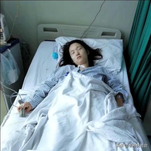 四代人中竟有8个癌症患者看90后抗癌女生林奇综合征家族